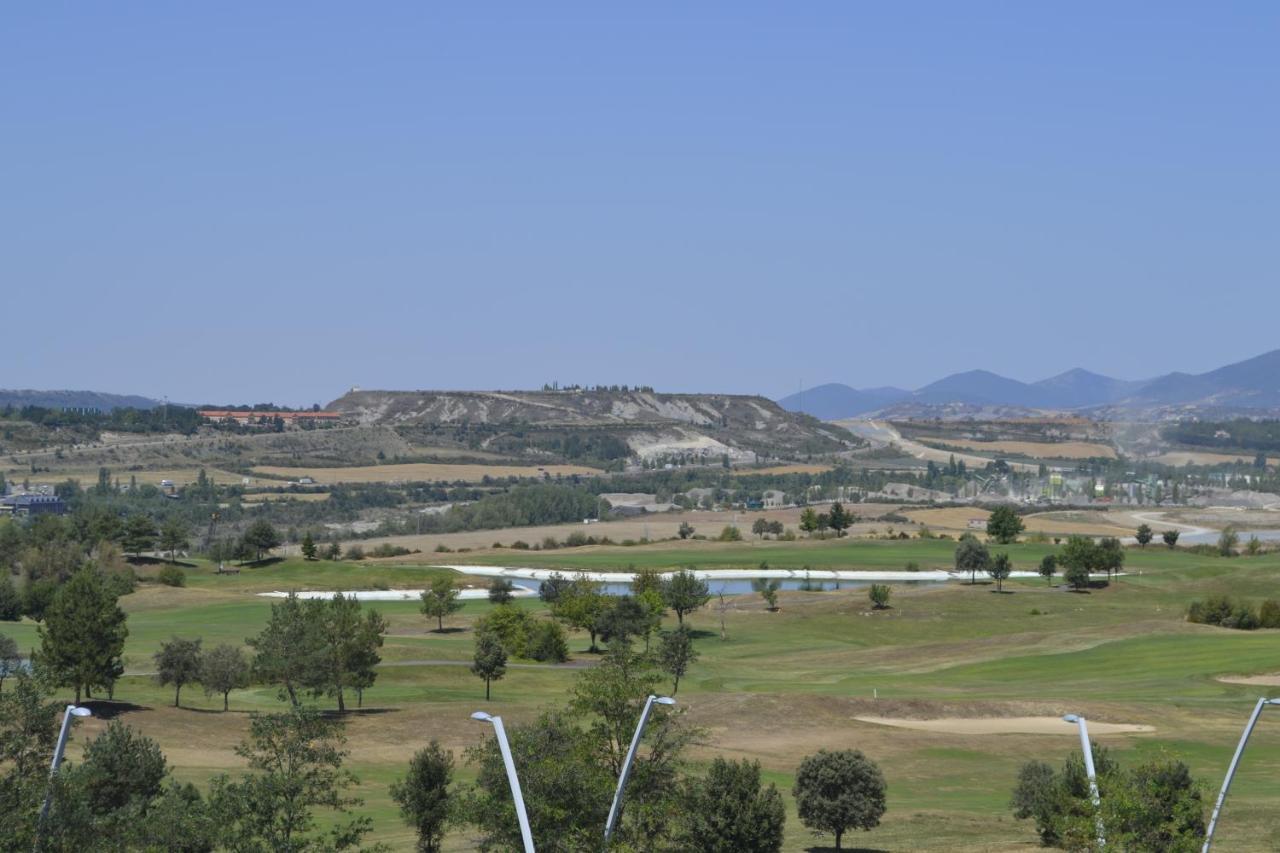 Sabiñánigo Apartamento Las Margas Golf Pirineo Aragones מראה חיצוני תמונה